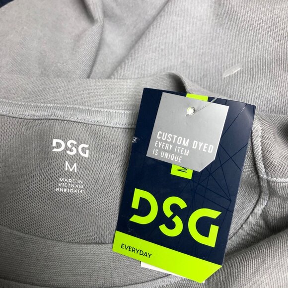 DSG Muscle Tank Light Charcoal Mens Size Medium Jersey Cotton Top NEW - Picture 3 of 6